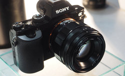 Nowe obiektywy Voigtlander na targach CP+