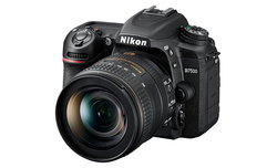 Nikon D7500