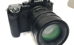 Mitakon Speedmaster 65 mm f/1.4 i 85 mm f/1.2 dla Fujifilm GFX 50S