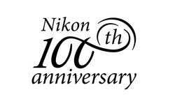 100 lat firmy Nikon  - jubileuszowa witryna, porady fotografw