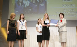 Polacy triumfuj w konkursie Panasonic Kid Witness News