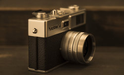 Yashica Y35 - pokazano prototyp