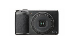 Ricoh GR III