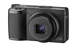 Ricoh GR III - aktualizacja oprogramowania 