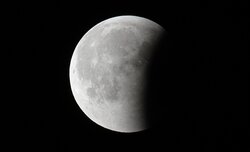 Sfotografuj czciowe zamienie Ksiyca