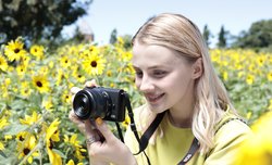 Canon EOS M200