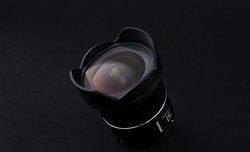 Samyang AF 14 mm f/2.8 RF