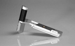 FOGRIP - składany uchwyt do Olympusa EM-5 Mark III FOGRIP - składany uchwyt do Olympusa EM-5 Mark III