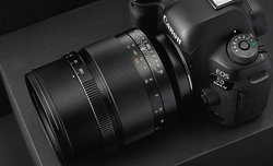 Zhong Yi Optics Mitakon Speedmaster 50 mm f/0.95 z bagnetem Canon EF