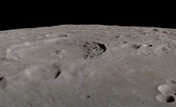 4-godzinny film z przelotu wok� Ksi�yca