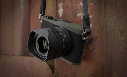 Leica Q2 Monochrom Reporter