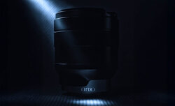 Irix z autofokusem