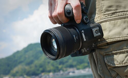 Canon EOS R6 Mark III i Canon RF 45 mm f/1.2 STM