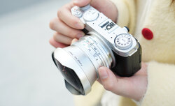 Srebrny TTartisan 7.5 mm f/2 Fisheye