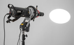 Falcam Move LightGo - zmotoryzowana g�owica o�wietleniowa