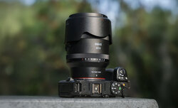 Meike AF 85 mm f/1.4 Mix II Meike AF 85 mm f/1.4 Mix II