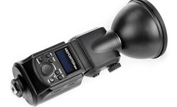 Nowa lampa reporterska Genesis Reporter 180 