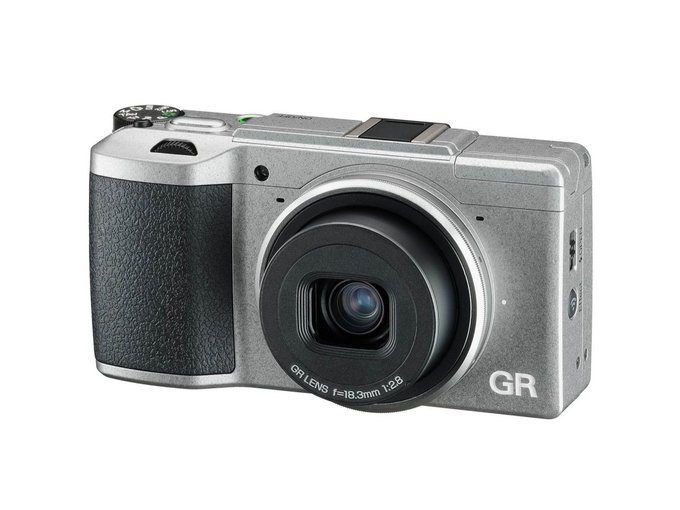 Ricoh GR II Silver Edition