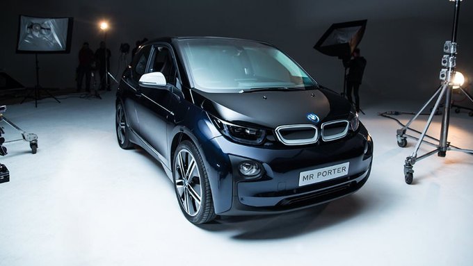 BMW i3 w zestawie z aparatem Leica T (Typ 701)