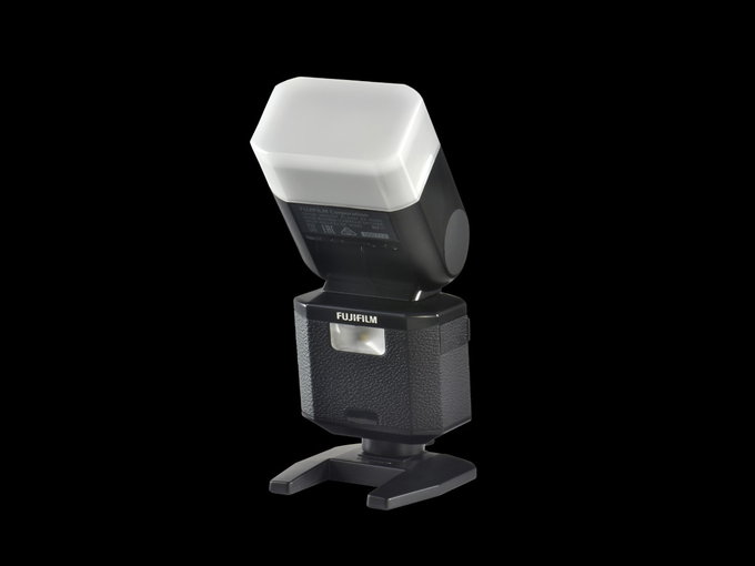 Nowy firmware dla lampy EF-X500. Z powodu rozgrzewajcych si baterii
