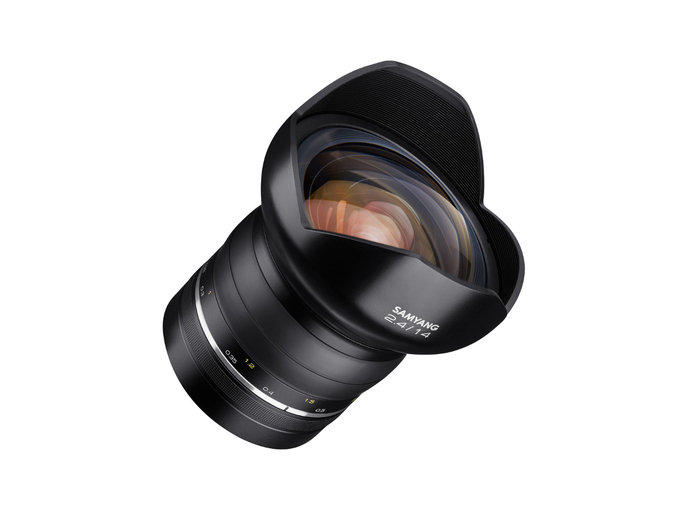 Samyang Premium 85 mm f/1.2 i 14 mm f/2.4