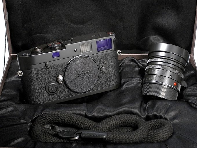 Leica MP w limitowanej edycji „Blue Stain”