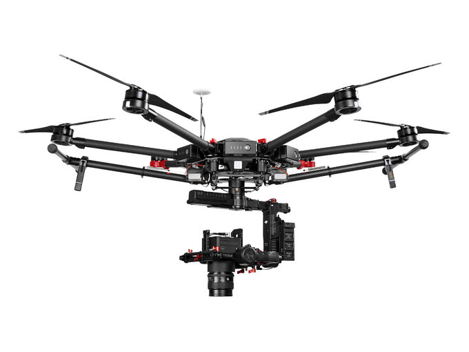 Dron DJI z kamerami od Phase One