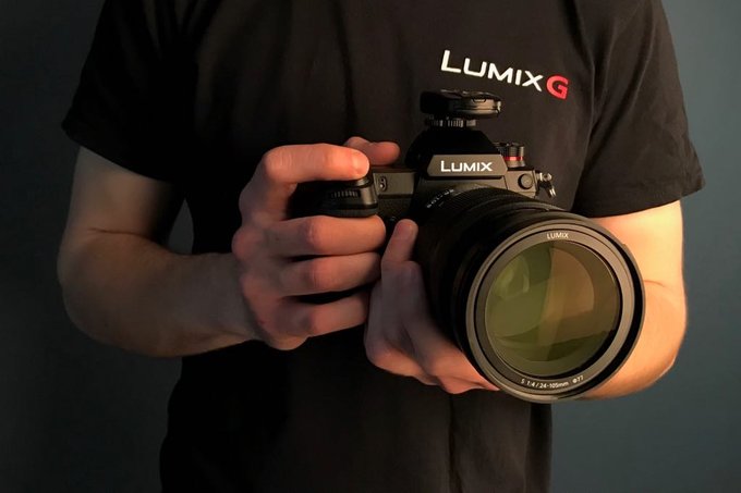 Panasonic Lumix S1R w pracy studyjnej