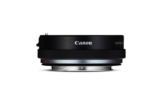 Canon z usug usunicia dwiku kliknicia przy obiektywie RF