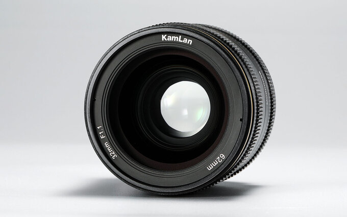 KamLan 32 mm f/1.1
