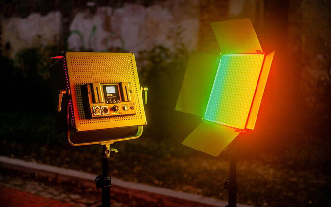 Newell RGB Vividha Effect