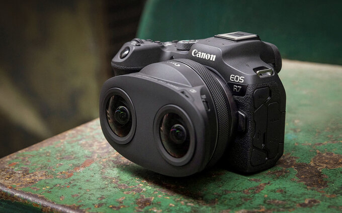 Canon RF-S 3.9 mm f/3.5 STM Dual Fisheye