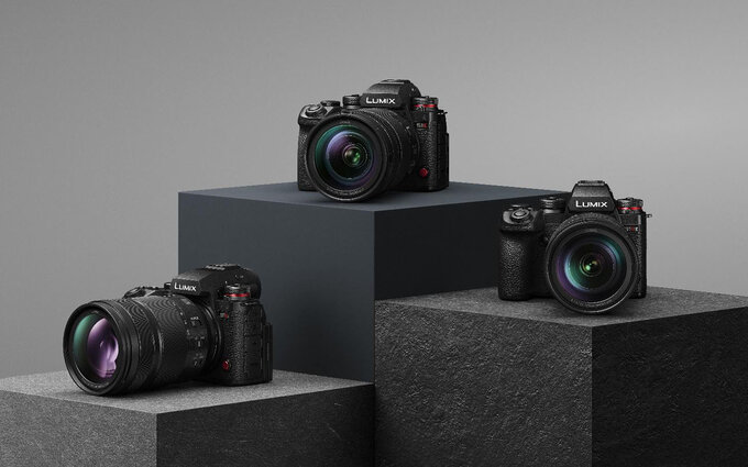 Panasonic Lumix S1 II oraz S1 IIE