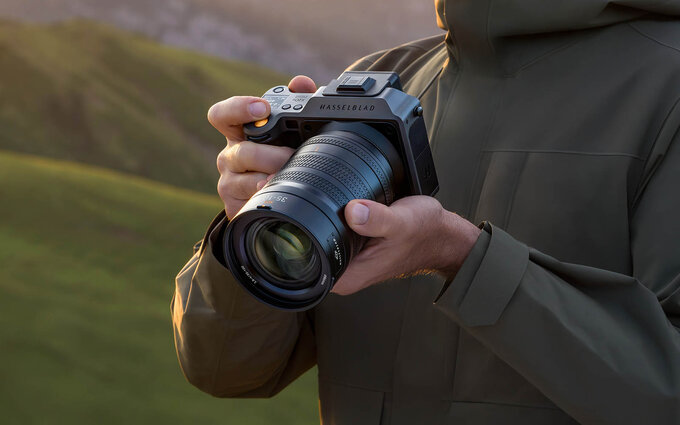 Hasselblad X2D II 100C i nowy obiektyw