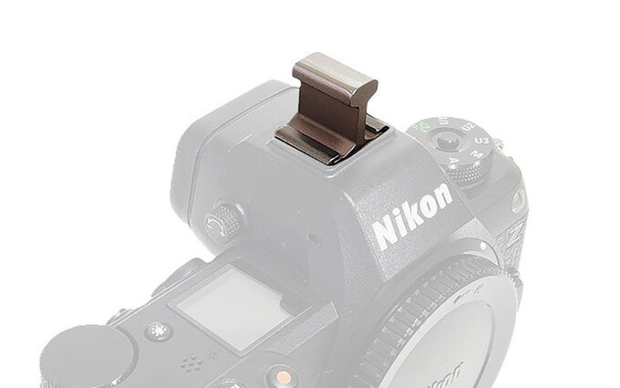 Nietypowa za�lepka na stopk� aparatu