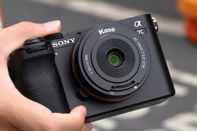 Kase 24 mm f/3.8 Kase 24 mm f/3.8