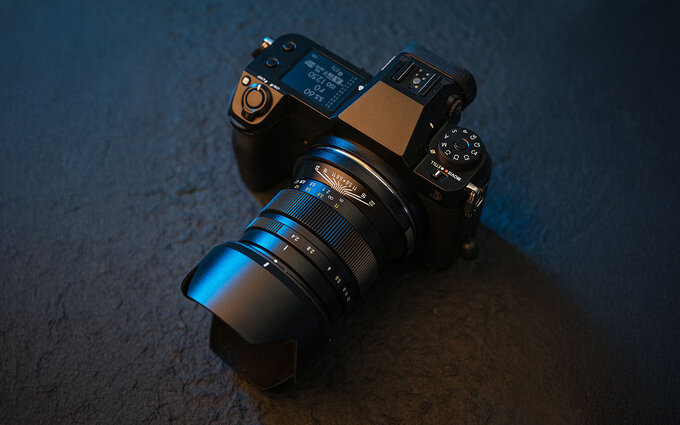 Zhongyi Optics Pittura 30 mm f/2.4