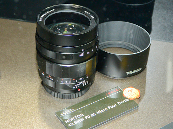 Voigtlander Nokton 42.5 mm f/0.95