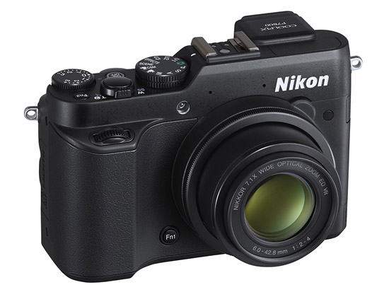 Nikon Coolpix P7800 i Coolpix S02